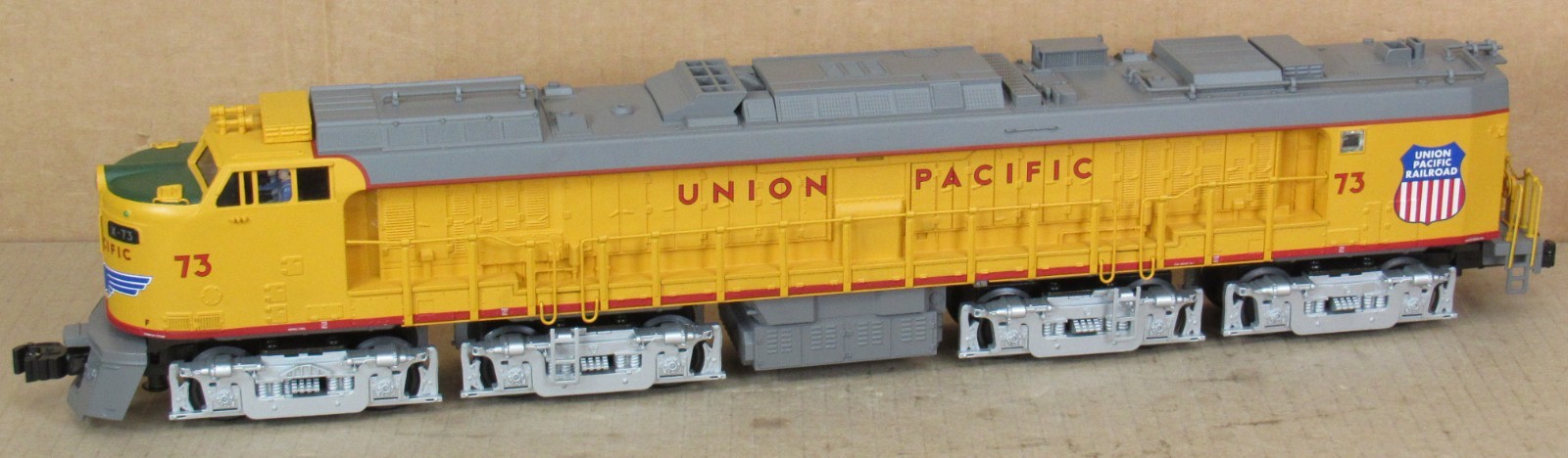 Lionel 18149 Union Pacific Veranda Gas Turbine & Tender #73 w/TMCC/RS O-Gauge