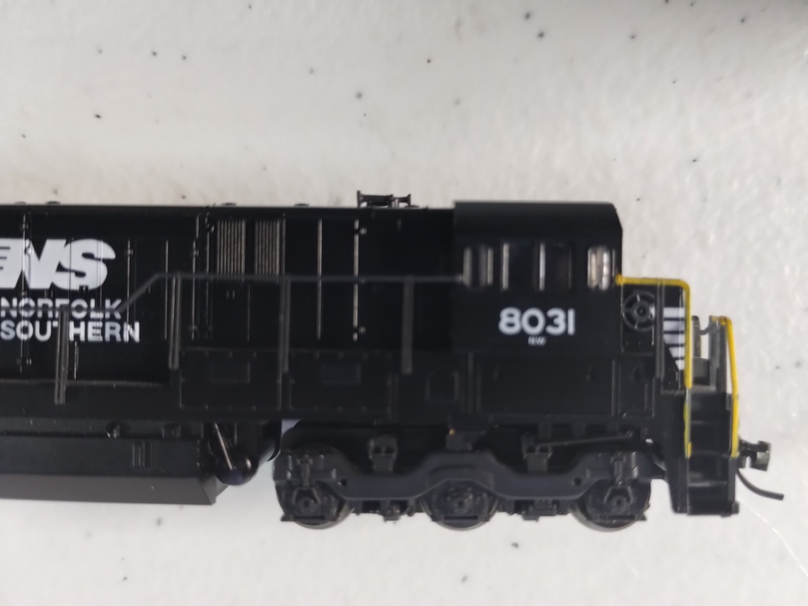 KATO 176-309 GE C30-7 Norfolk Southern #8031 N-Scale DC