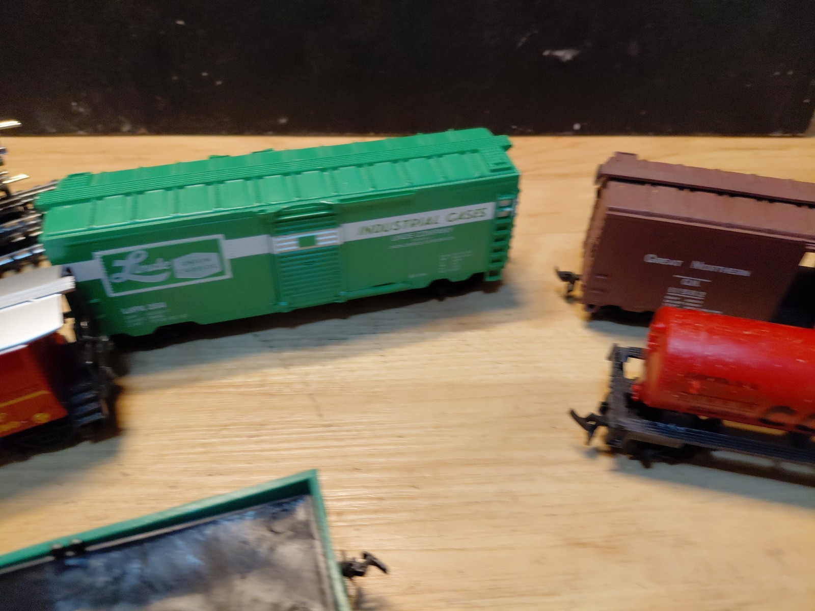 Life Like Ho 9790 Locomotive/track/5 Cars/transformer, Untested As Found
