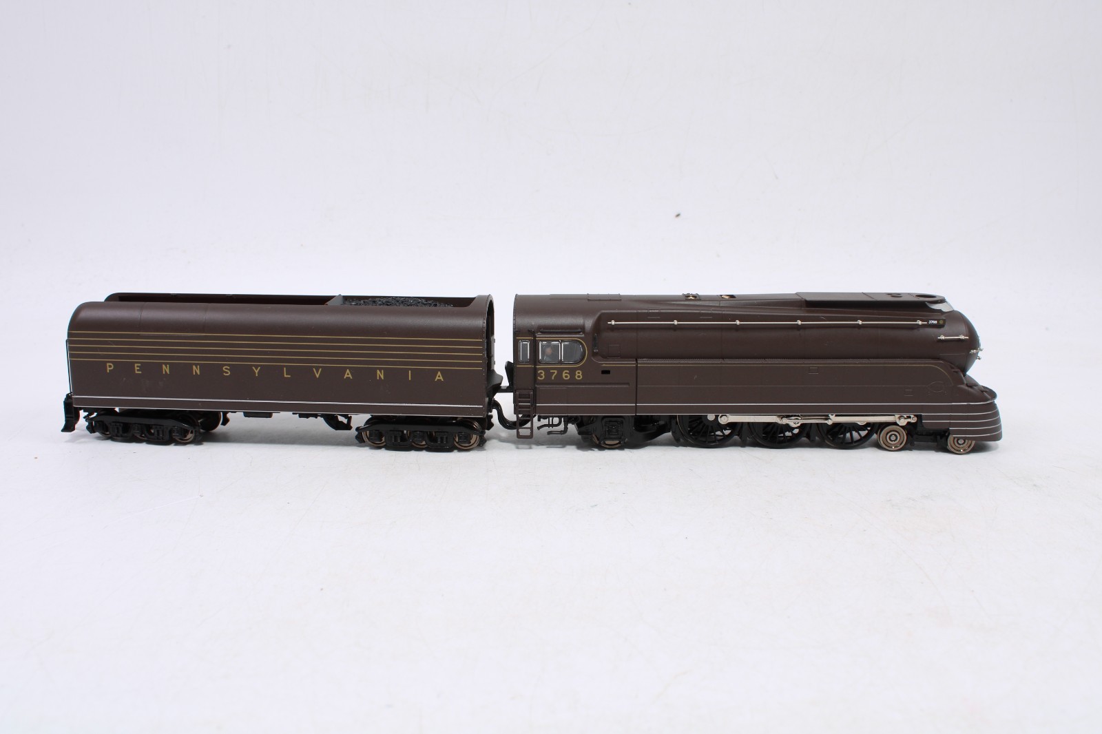 Broadway Limited HO 4432 PRR 4-6-2 K4 Steam Locomotive #3768 Paragon3 & GoPack