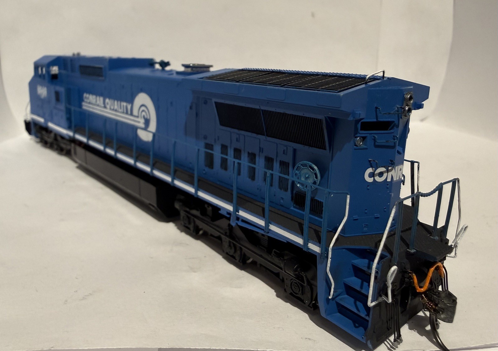 Atlas Master HO Scale Dash 8-40CW Conrail Quality #6969 DCC/DC Custom Built
