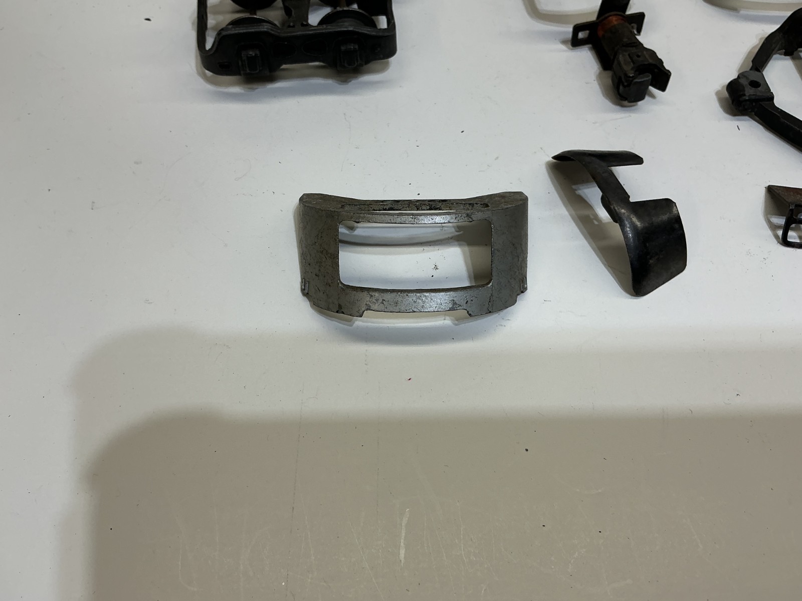 LIONEL ASSORTED F3 TRUCK PARTS