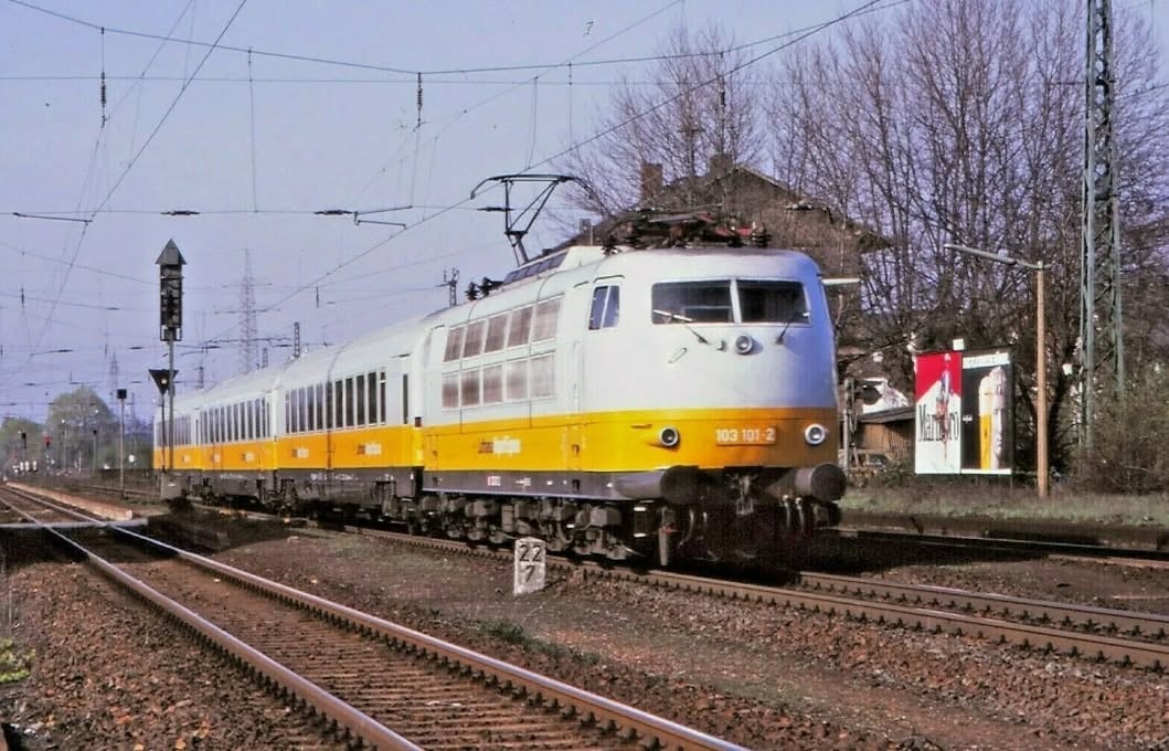 LIMA HO DB BR E-103 101-2 LUFTHANSA AIRPORT EXPRESS Electric Loco No. 208118LP