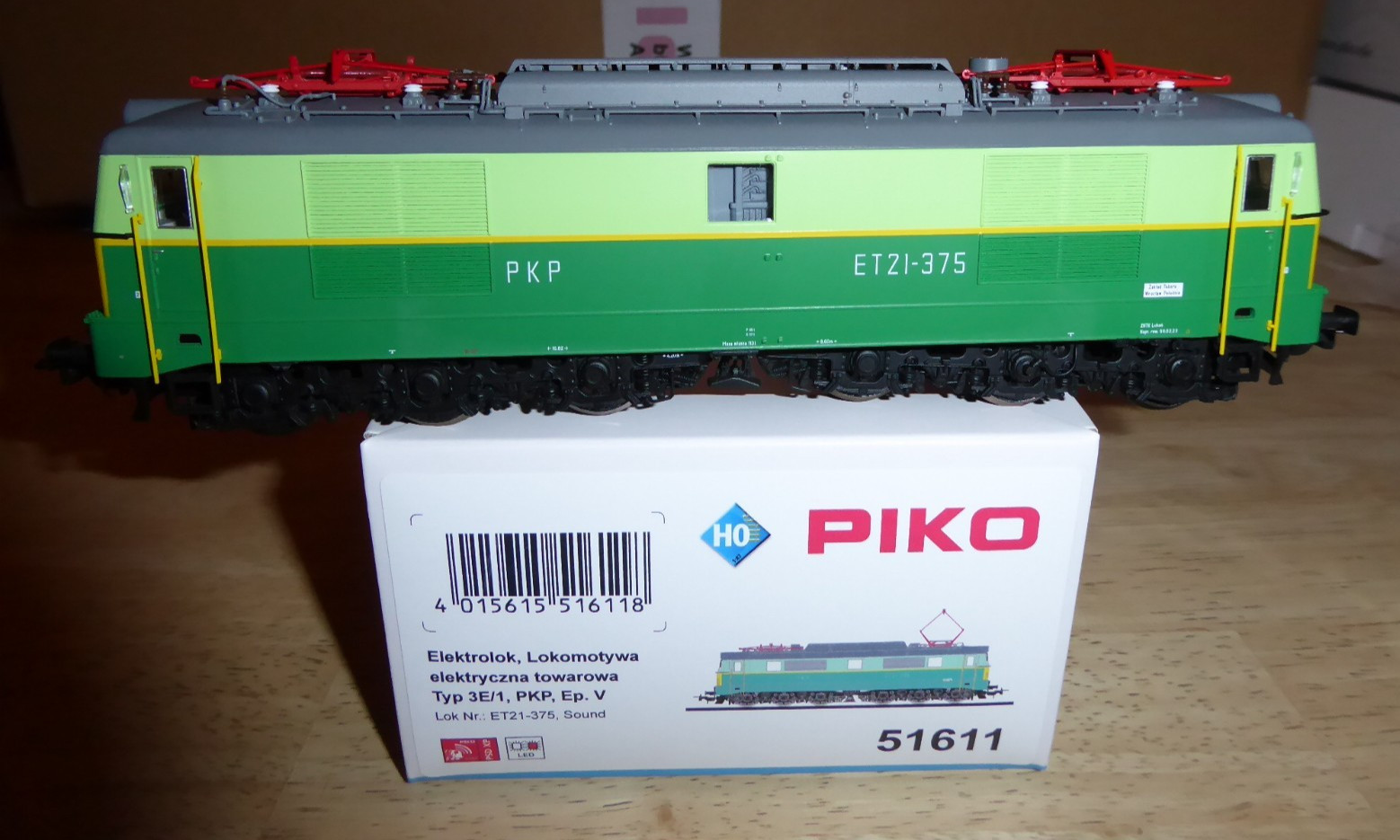 Piko 51611 H0 DCC Sound Locomotive the Pkp Et 21-375 Epoch 4/5 With LED Boxed