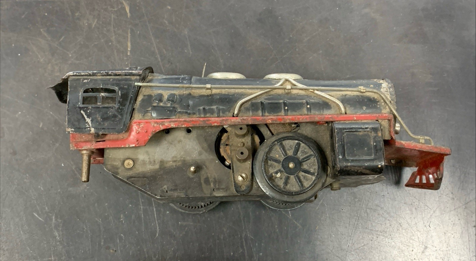 The Lionel Corporation “LIONEL JR” Locomotive + 3 Others (PARTS OR REPAIR ONLY)