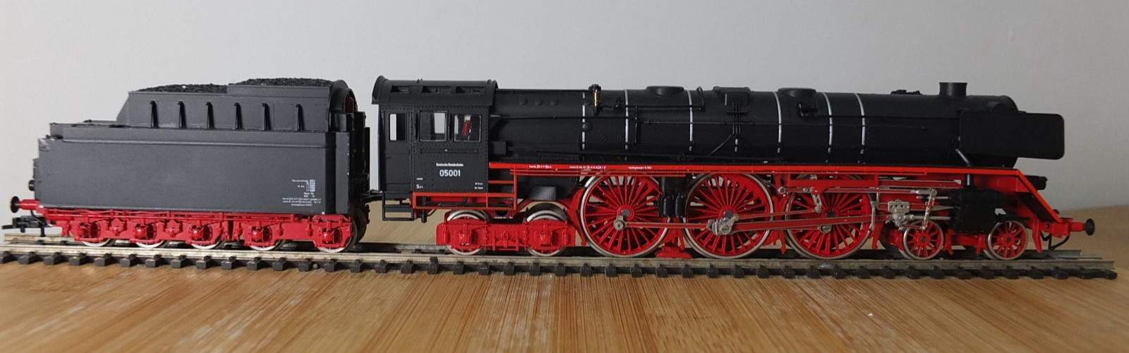 Liliput 105 10 HO gauge DB BR 05 Steam locomotive in black livery