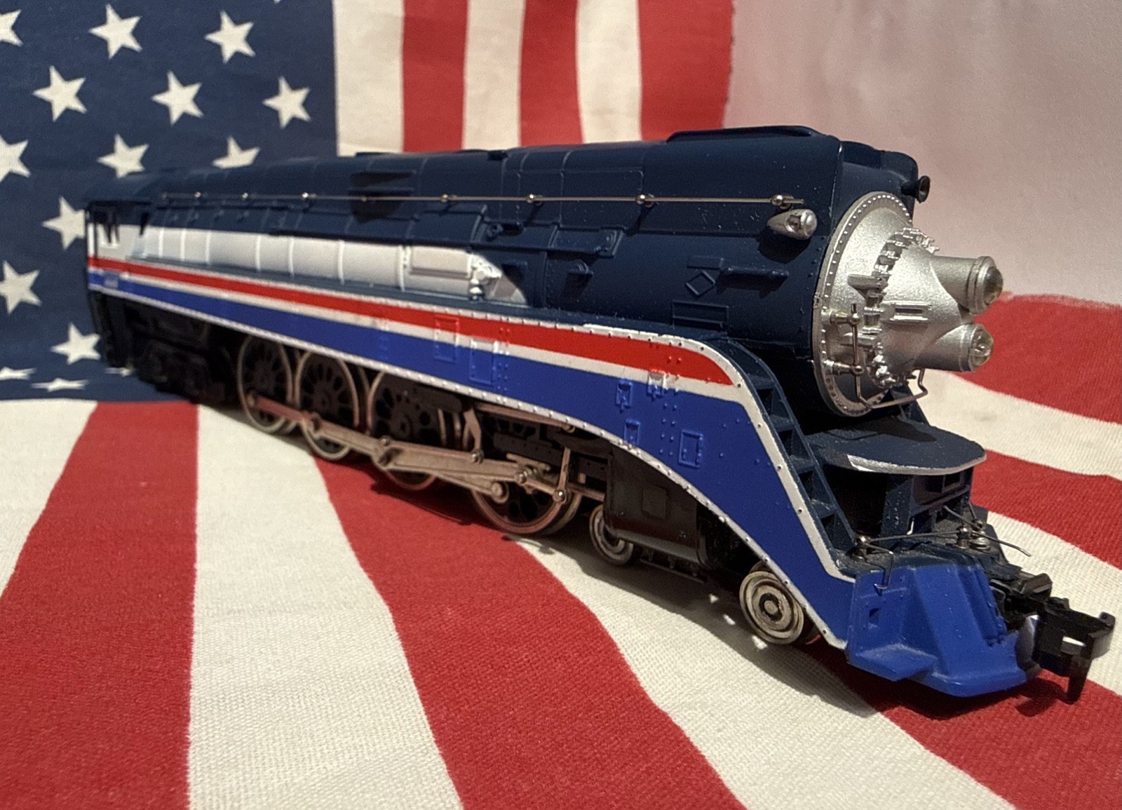 HO American Freedom Train 4-8-4 #4449 Steam Locomotive Runs Vintage