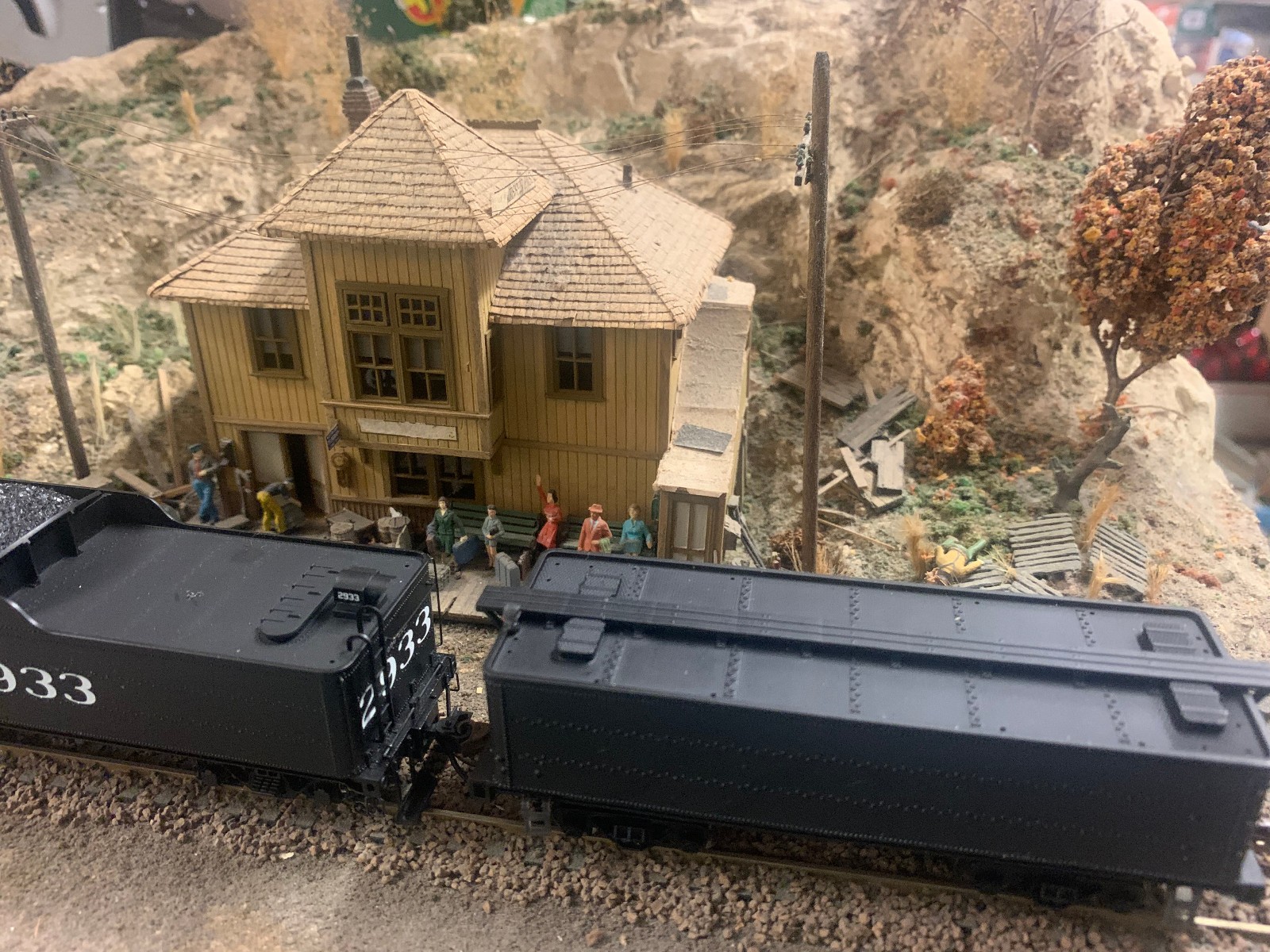 ILLINOIS CENTRAL & FRISCO #600 WATER TENDER HO RESIN MODEL READY TO RUN NEW!
