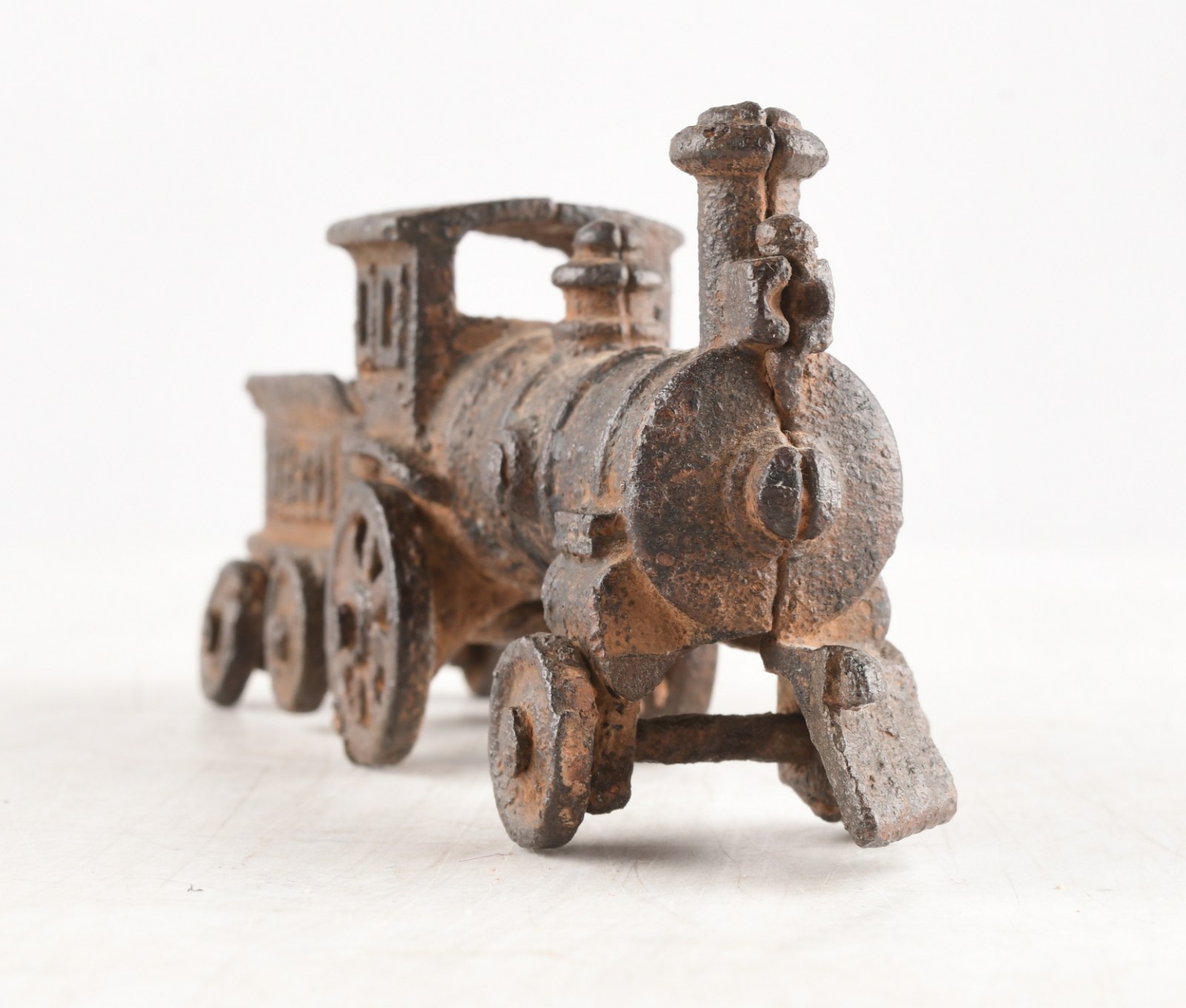 *Vintage Cast Iron Steam Engine Locomotive Train Attached Coal Car Tender