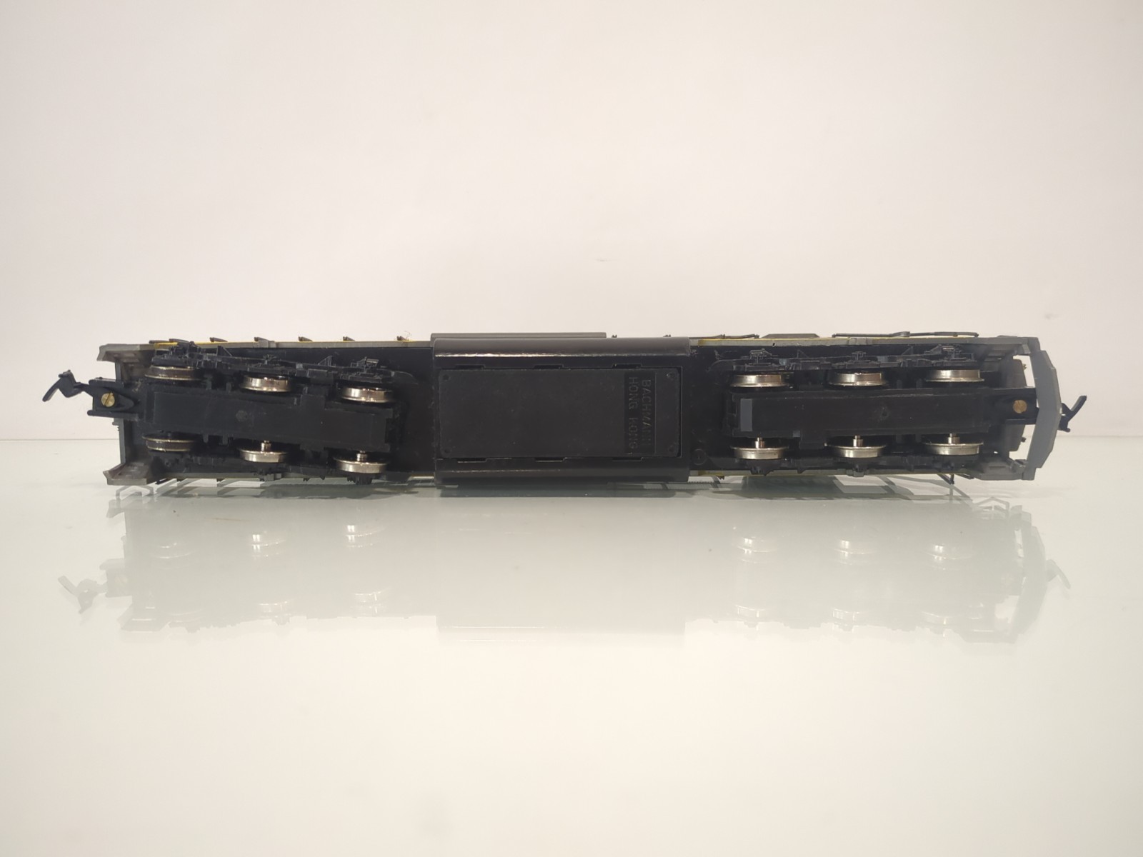 Bachmann HO EMD SD40-2 Seaboard System SBD #8130 Blinking Light TESTED
