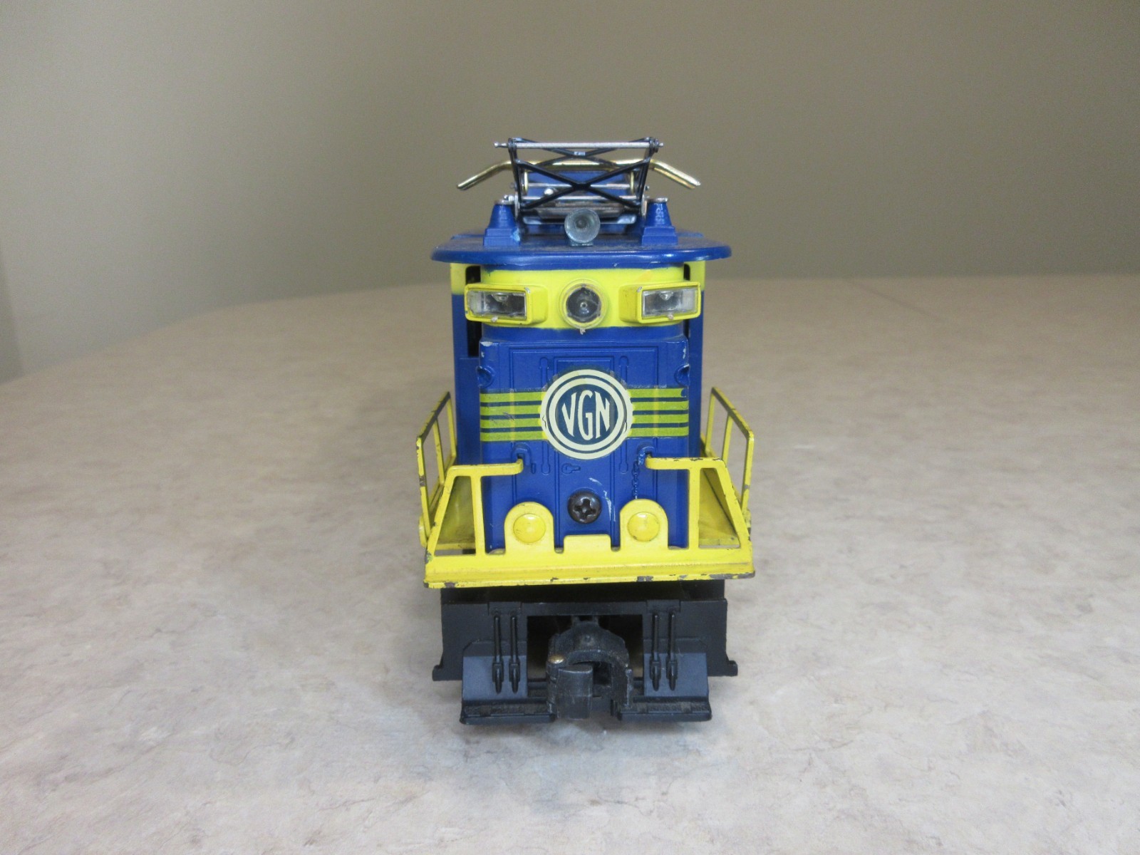 Lionel 2329 Virginian E-33 Rectifier. Locomotive. Watch The Video!