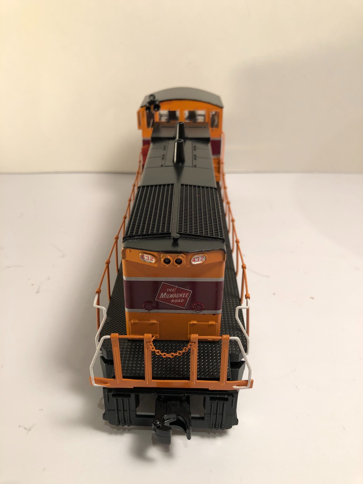 MTH Rail King MILWAUKEE ROAD MP15AC DIESEL ENGINE Proto 3 w/ box See Description