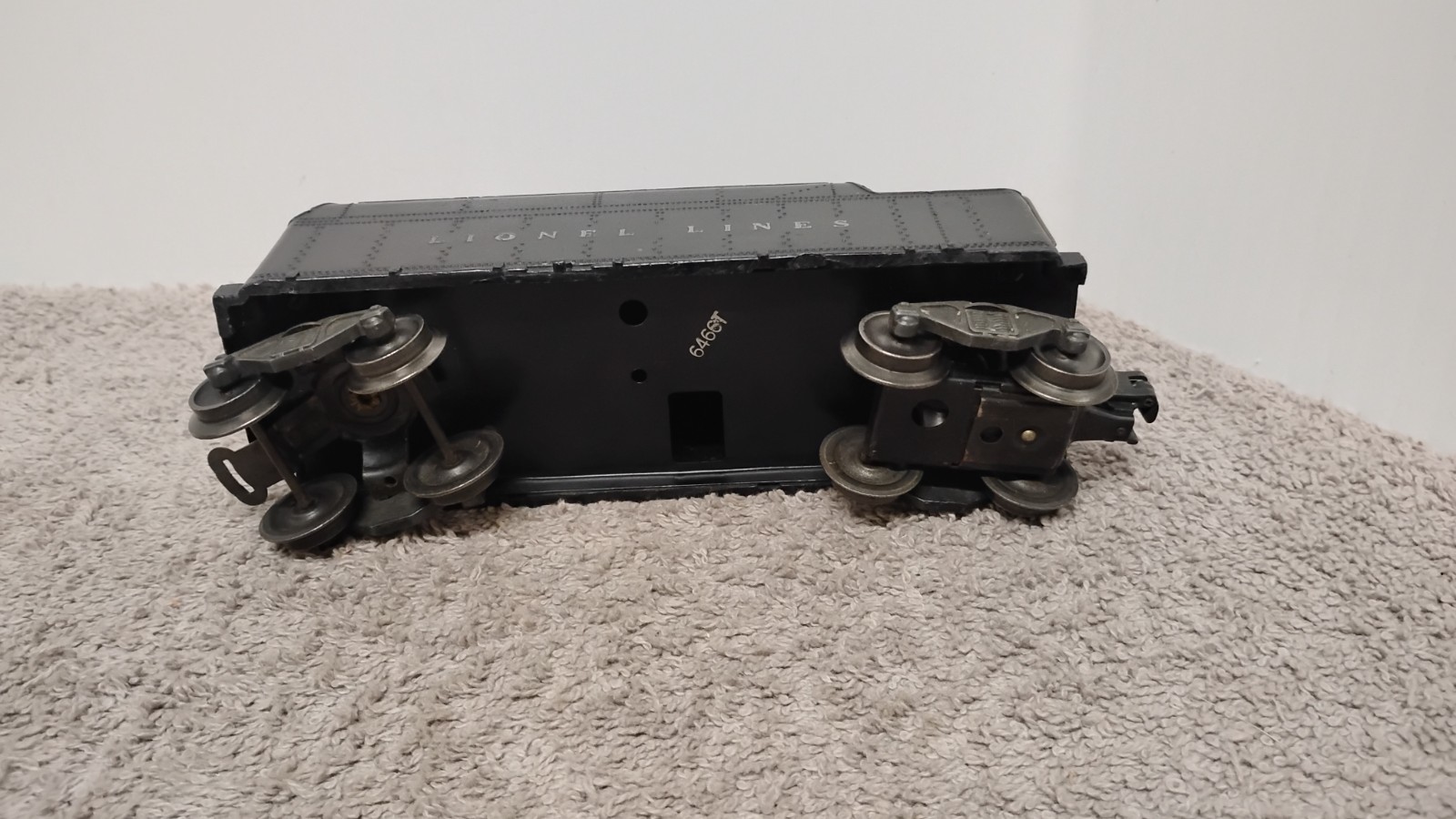 Lionel 1666 Steam Locomotive w/ 6466TLionel Lines Whistle Coal Tender- UNTESTED