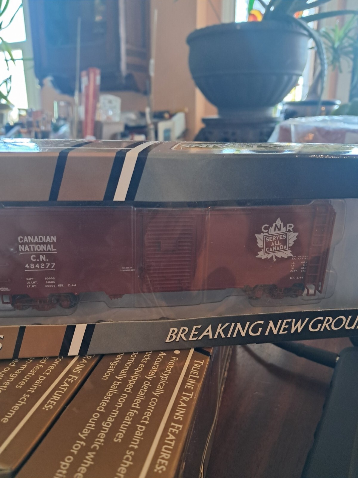 True Line Gold Series Canadian National Boxcar NIB Excellent CN#484994 CN#300030