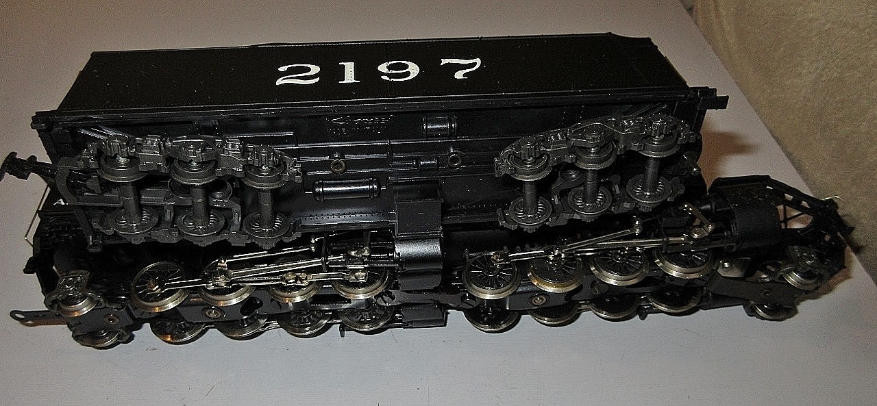 AHM/RIVAROSSI HO USRA Y6B 2-8-8-2 MALLET,(NIB)ROAD # 2197 SANTA FE