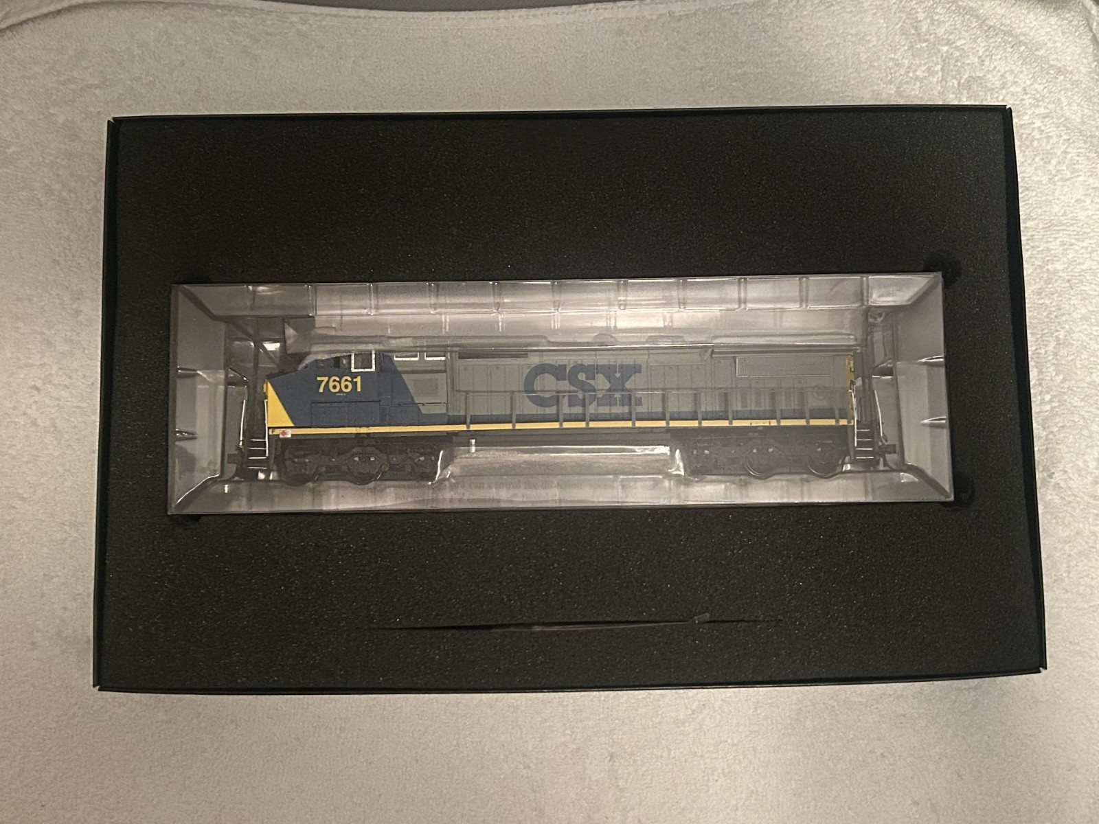 Bachmann Spectrum #83505 CSX 7661 DCC 8-40CW opened NIB