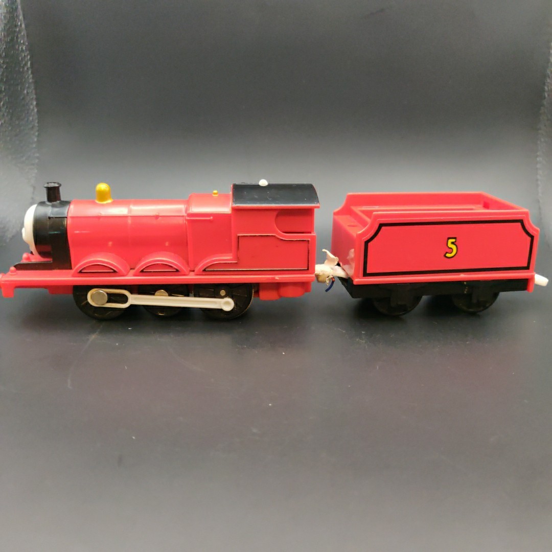 Thomas & Friends Mattel Train James The Red & Thomas Blue Plastic 2013 Used