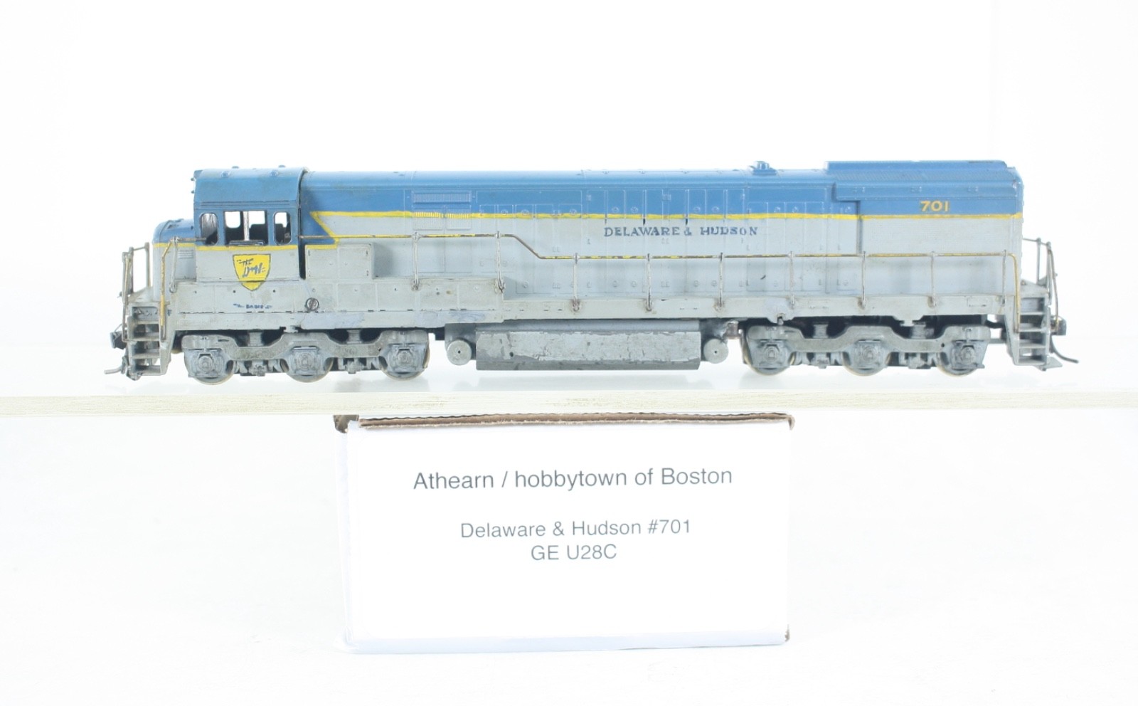 HO Scale Hobbytown of Boston / Athearn Delaware & Hudson U28C Custom Diesel Loco