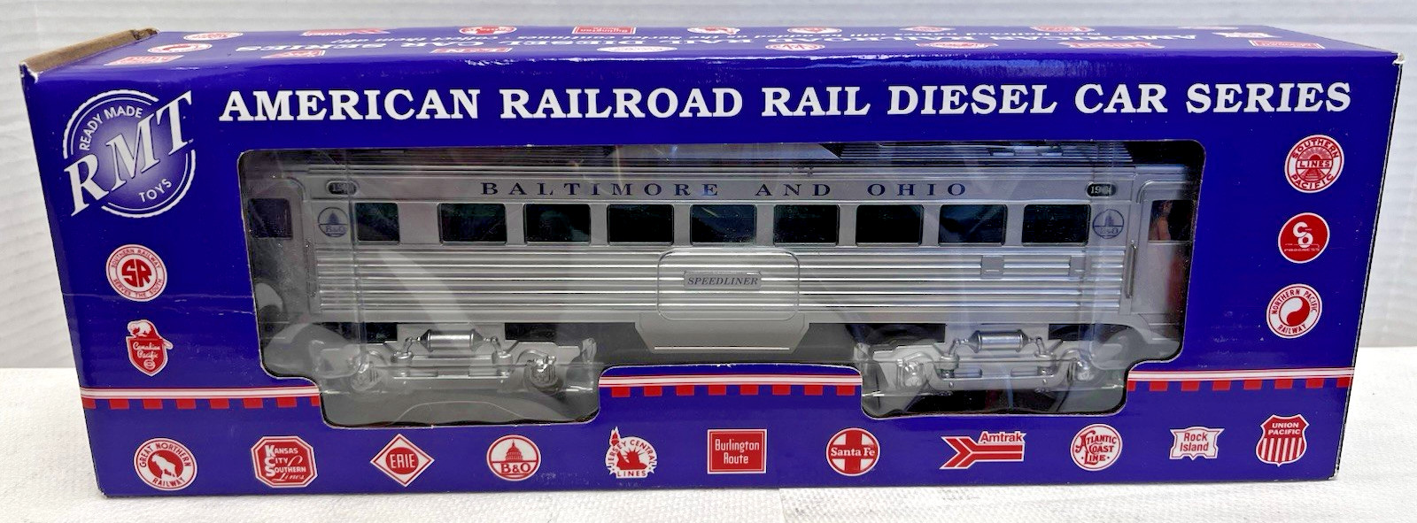 RMT O/O27 RMT-5232 BALTIMORE & OHIO #1904 POWERED RDC RAIL DIESEL CAR IN OB