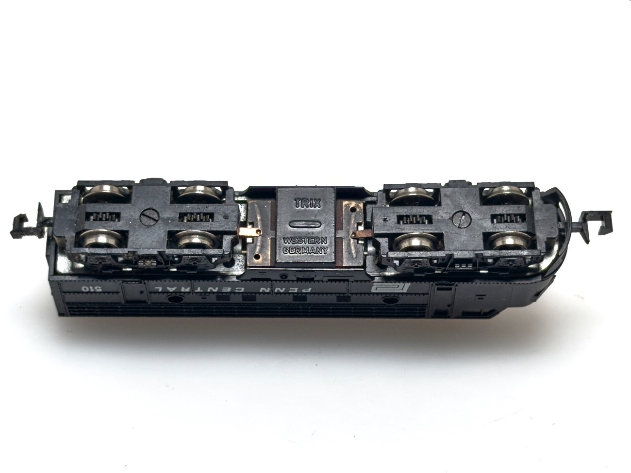 MINITRIX TRIX N Scale #510 Penn Central Diesel Locomotive