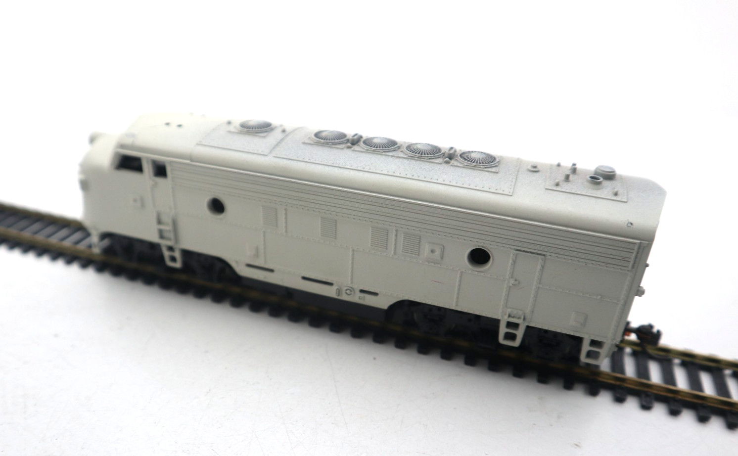 Vintage Athearn, HO, Repainted White F-7 Diesel Engine, C-7 EX