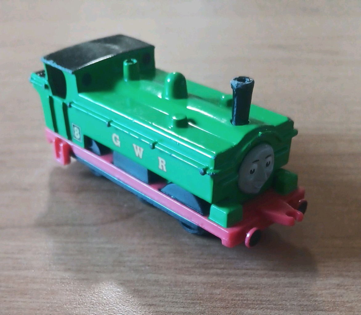 ERTL Thomas and Friends, Duck, Diecast Green Black Red Locomotive Number 8