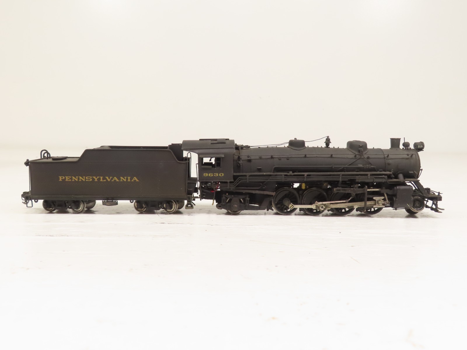 Key Imports HO Brass PRR L-2s Loco 2-8-2 Factory Painted LN 12815