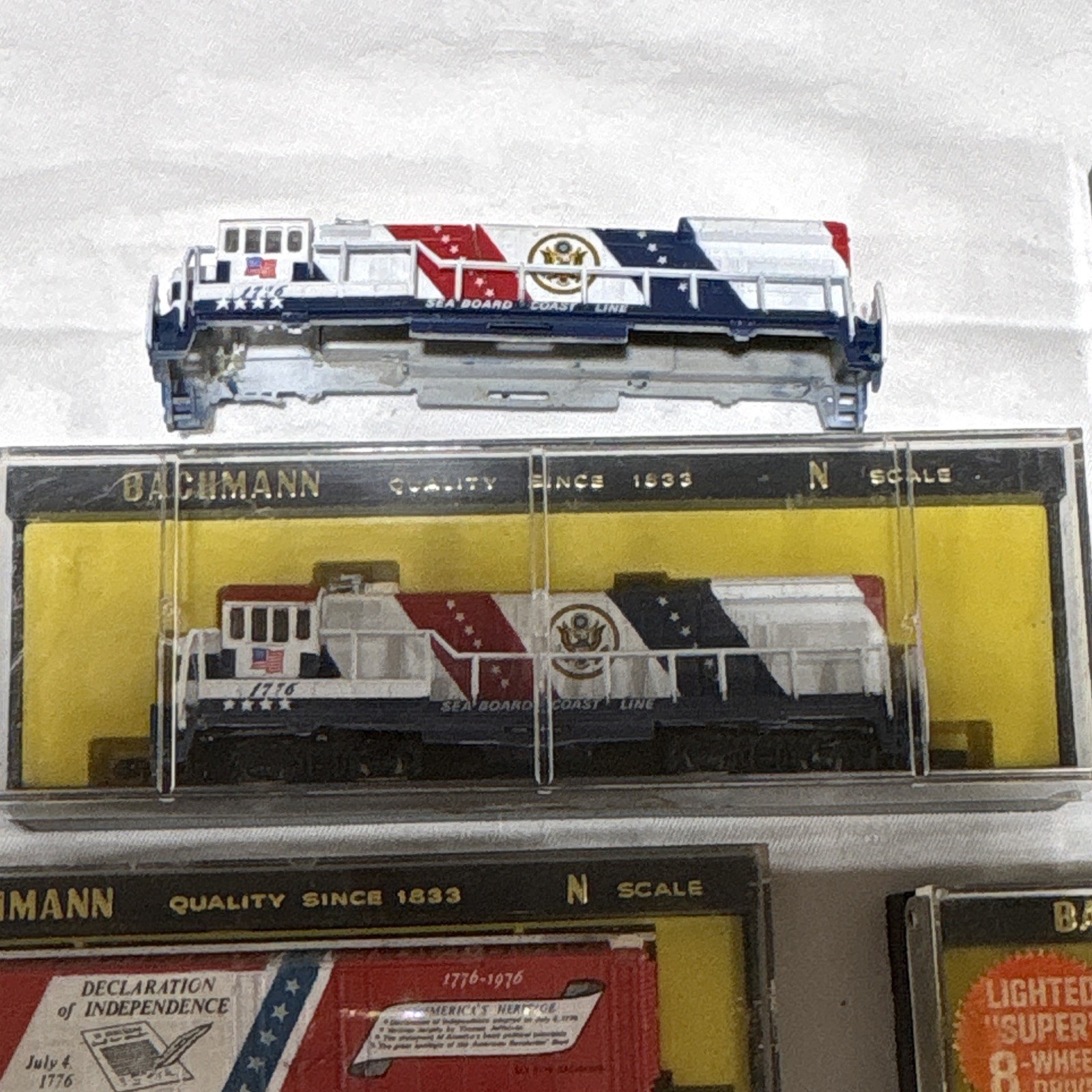 Bachmann N Scale 1:160 Diesel Locomotive Lighted Spirit of 76 4670 bicentennial