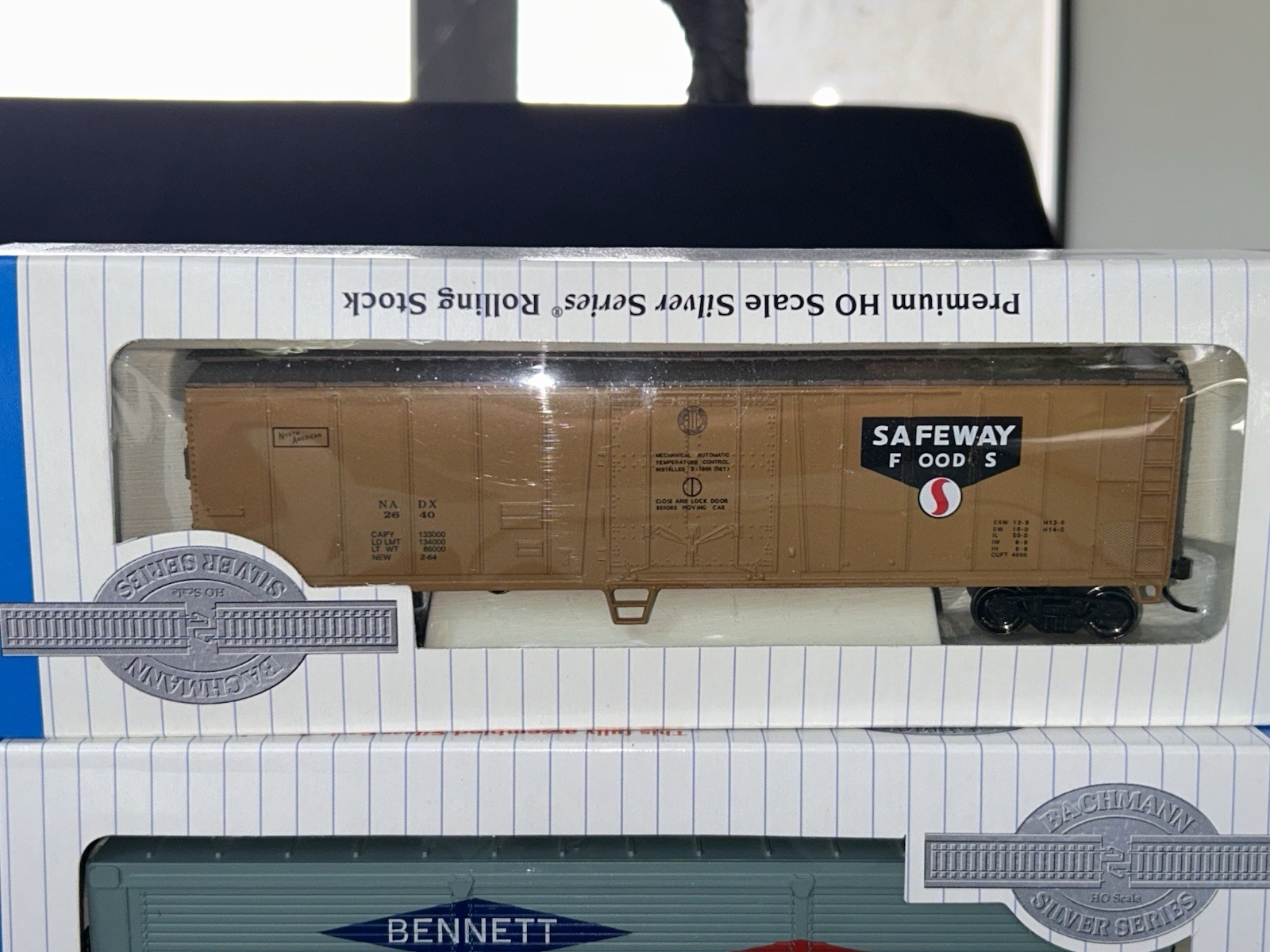 Lot of 4 Bachman HO Silver Series Rolling Stock cars with boxes