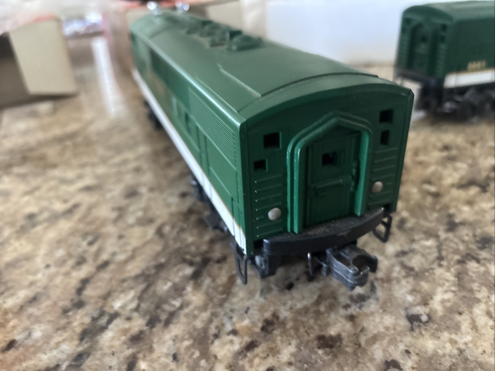 Lionel 6-8566 O Gauge Southern F-3 A Diesel Locomotive F3 B 8661 4647