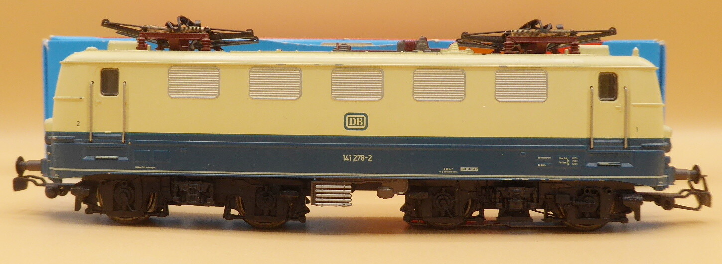 Märklin 3034 H0 Locomotive Br 141 278-2 DB Epoch 4/5 Analogue Good Get Boxed