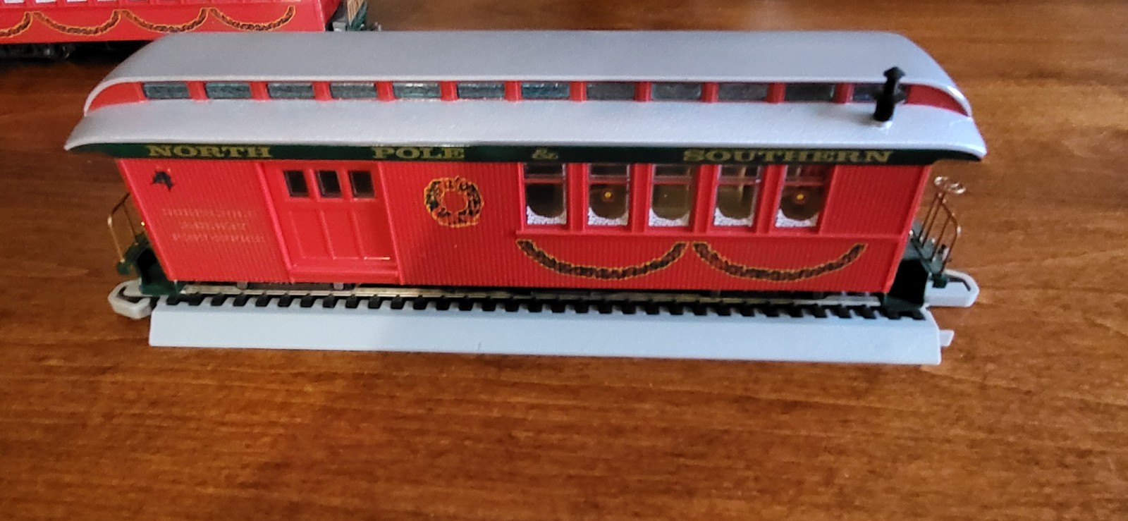 Bachmann 25227 On30 2-6-0 Mogul Standard (Spectrum) North Pole & Southern #1225