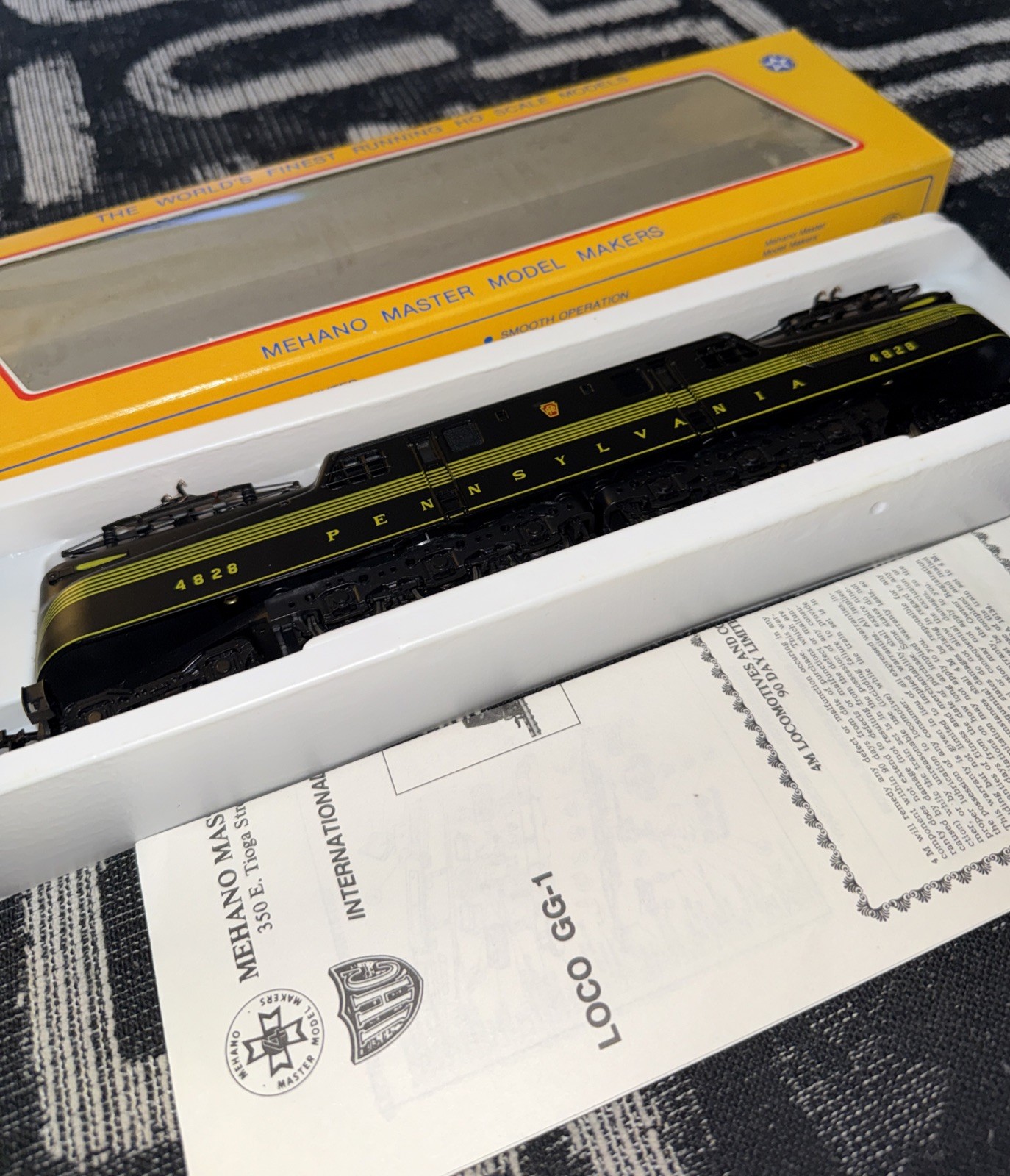 Mehano HO Scale – 4828 T 025 GG-1 – Electric Train Pennsylvania Green