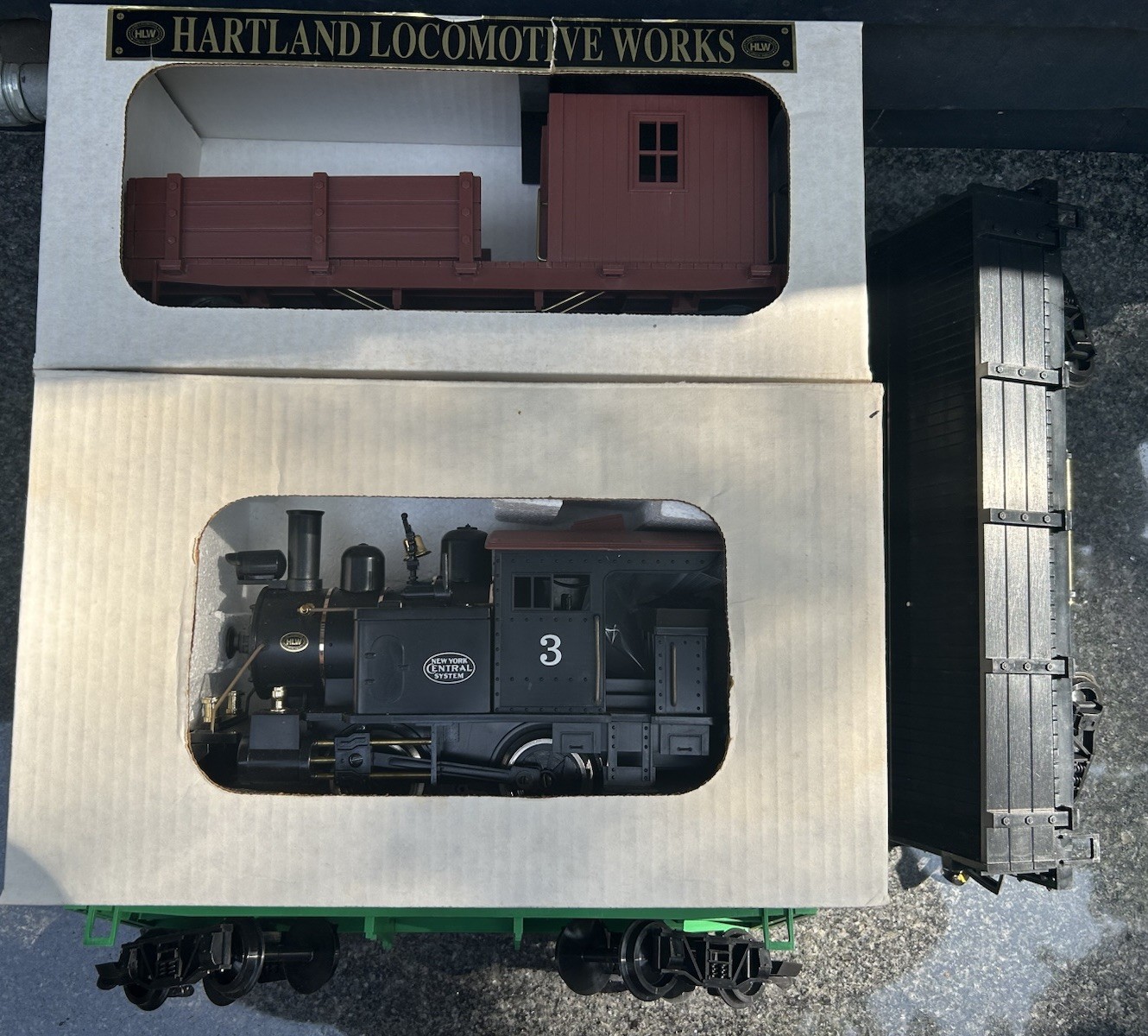 Hartland Locomotive Works G Scale Steam Engine #3 New York Central + 3 cars w/bx