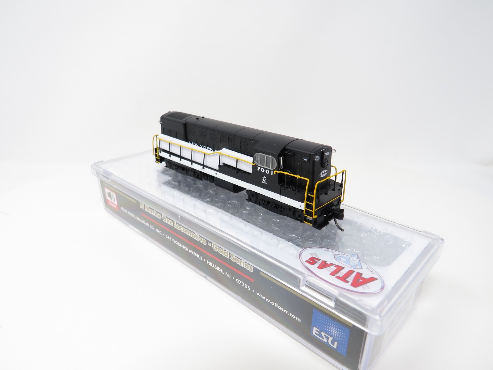 Atlas N 40005542 DCC Sound New York Central NYC FM H16-44 Diesel Locomotive