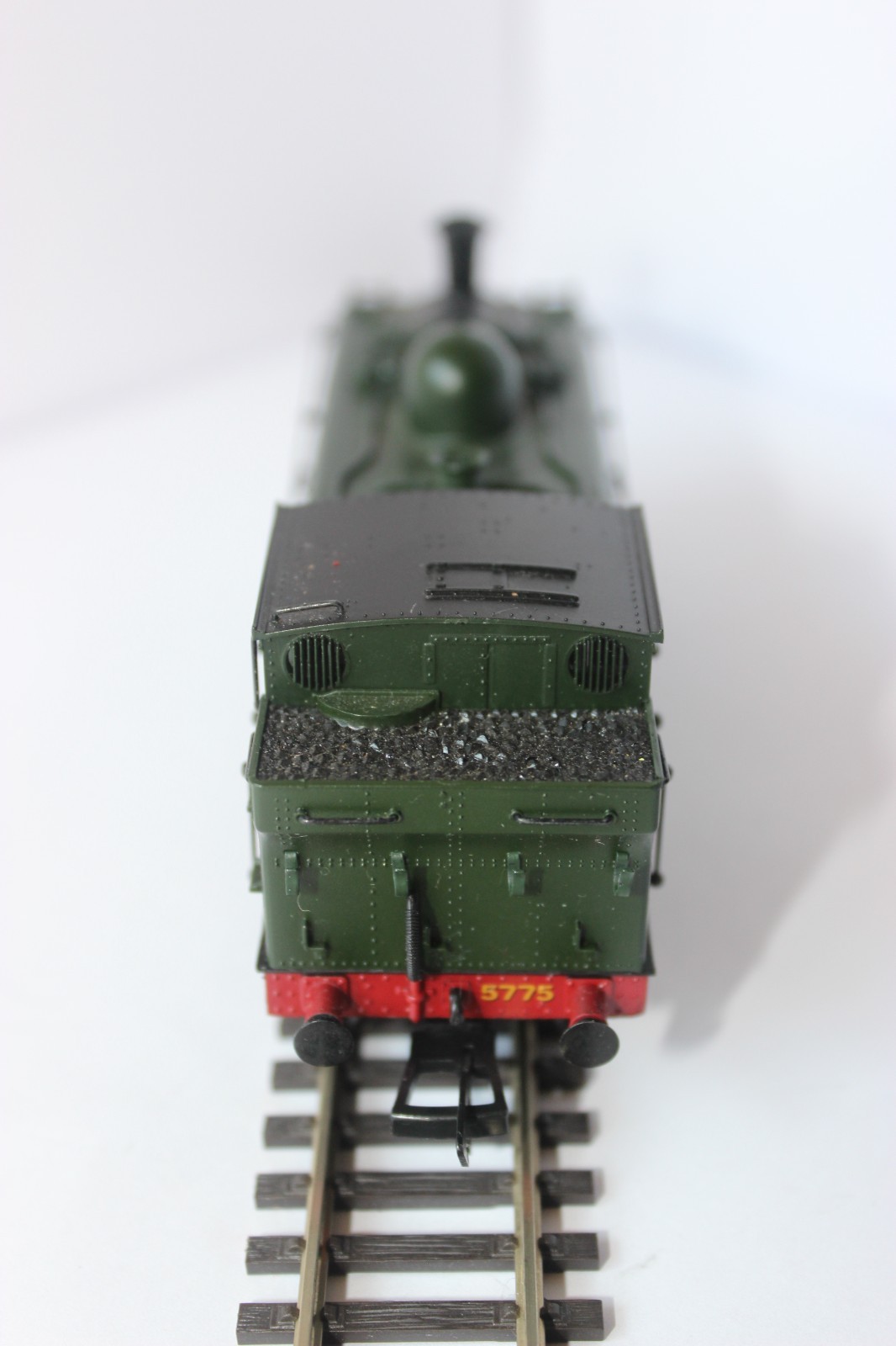 Bachmann 32-215 Class 57XX GWR Green Pannier Tank 5775 – Boxed
