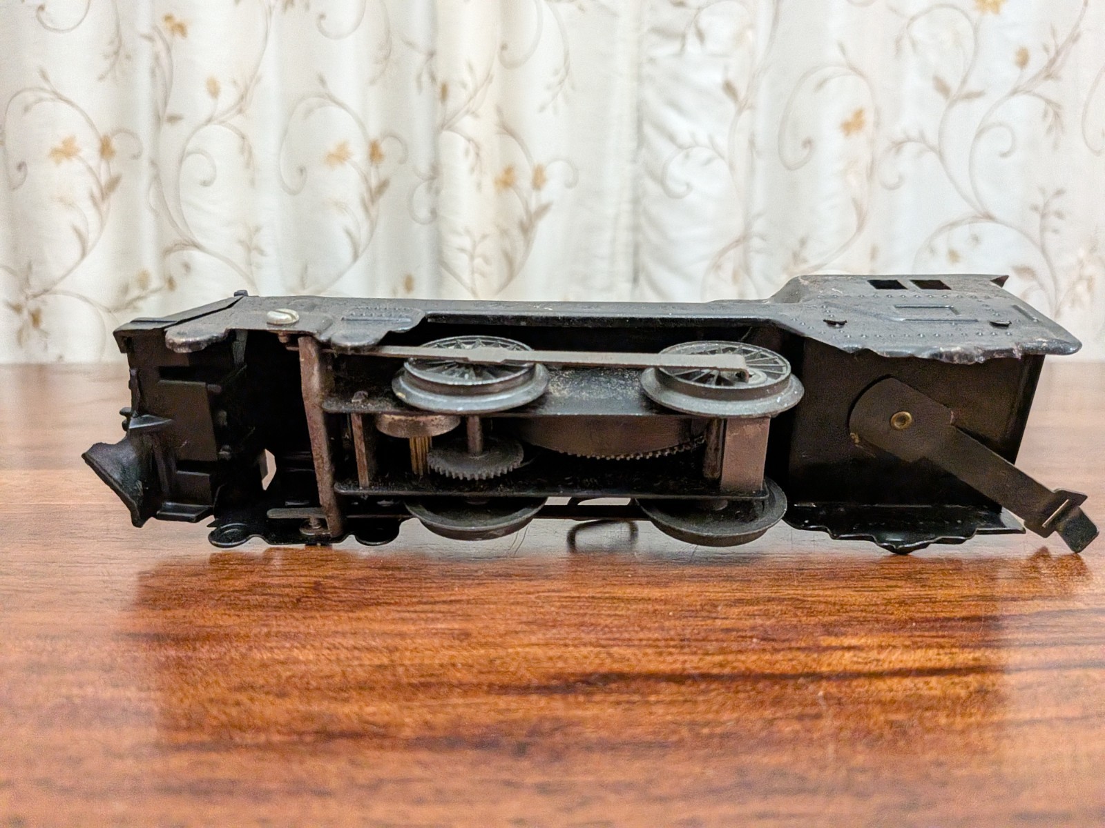 Vintage Marx Pressed Metal Locomotive Train Engine 8.5 O Gauge 1:48