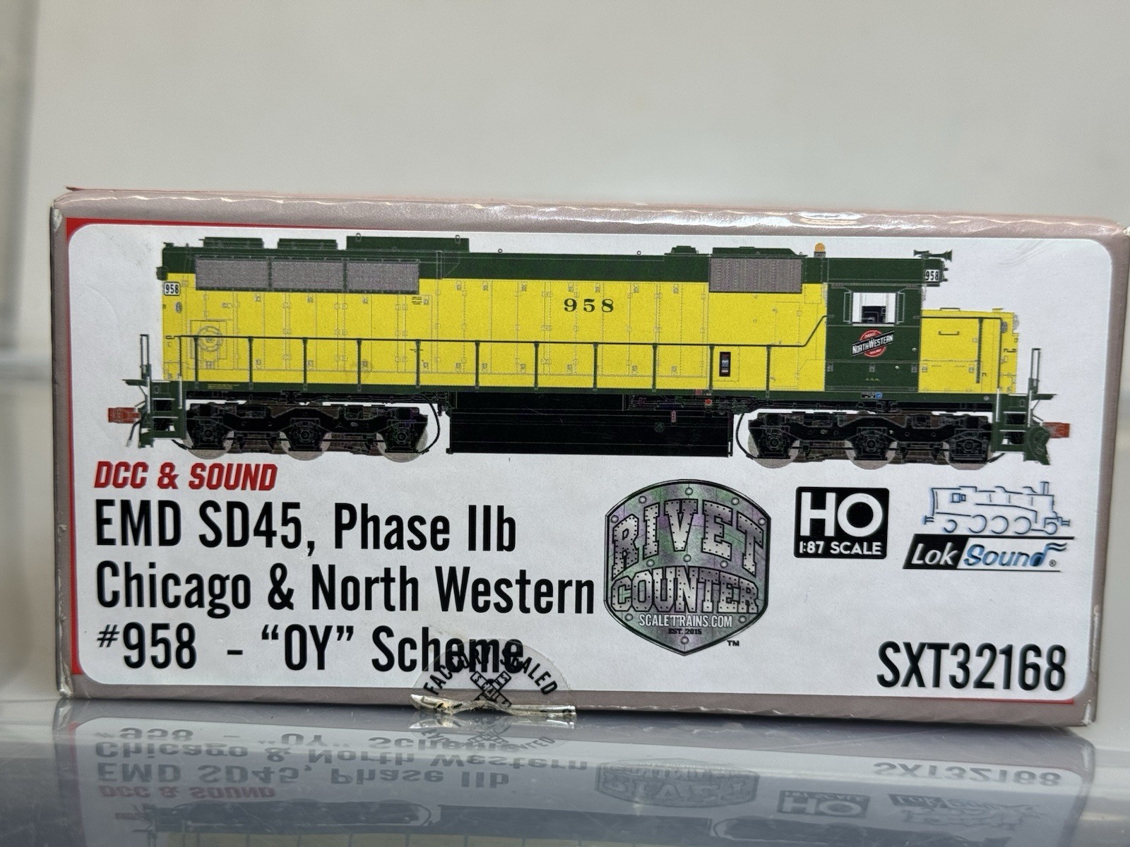 Ho Scale CNW SD45 (DCC Sound + Weathered)