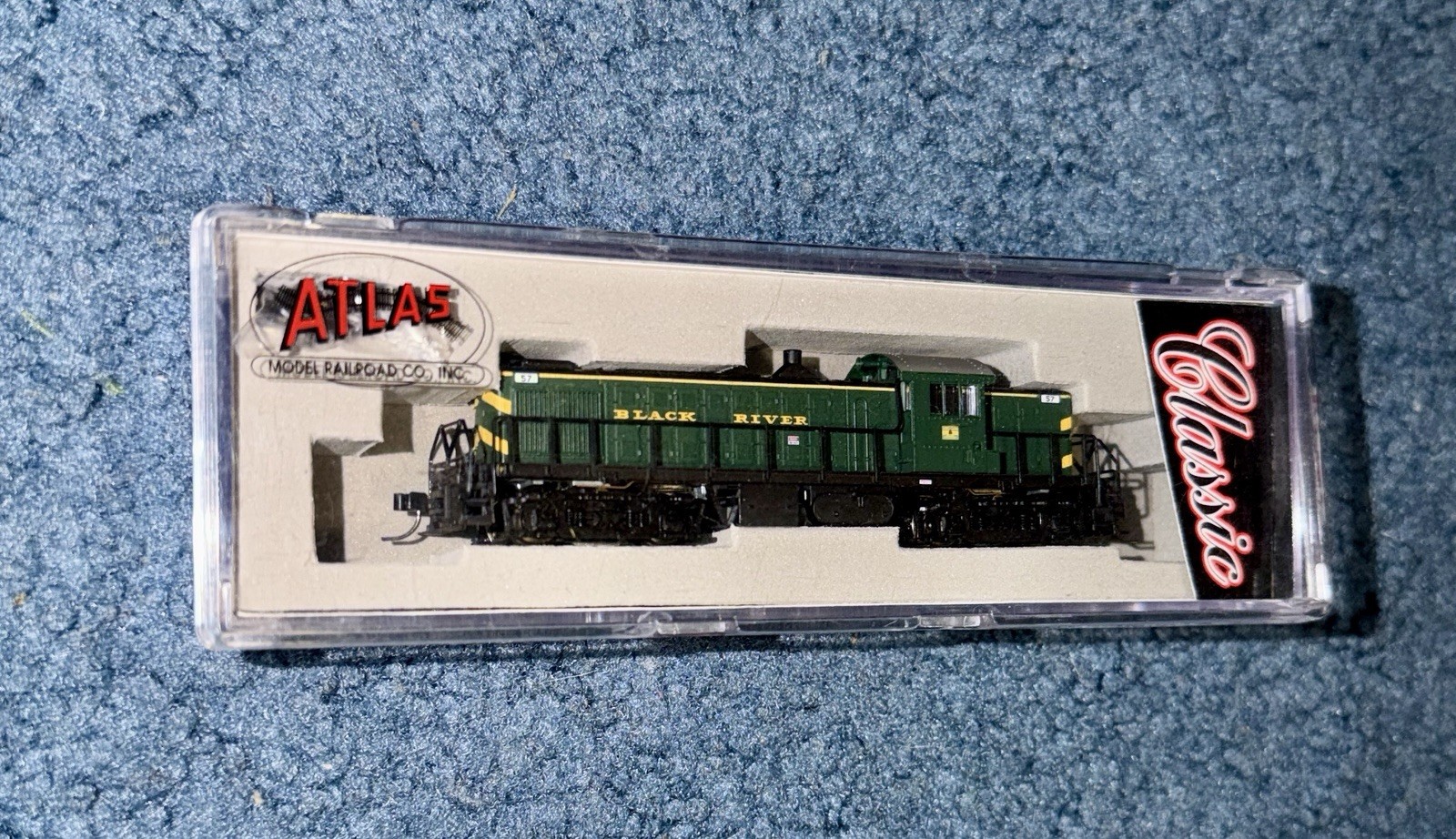 Atlas N DC Black River & Western RS-1 Locomotive / #44055 / #57