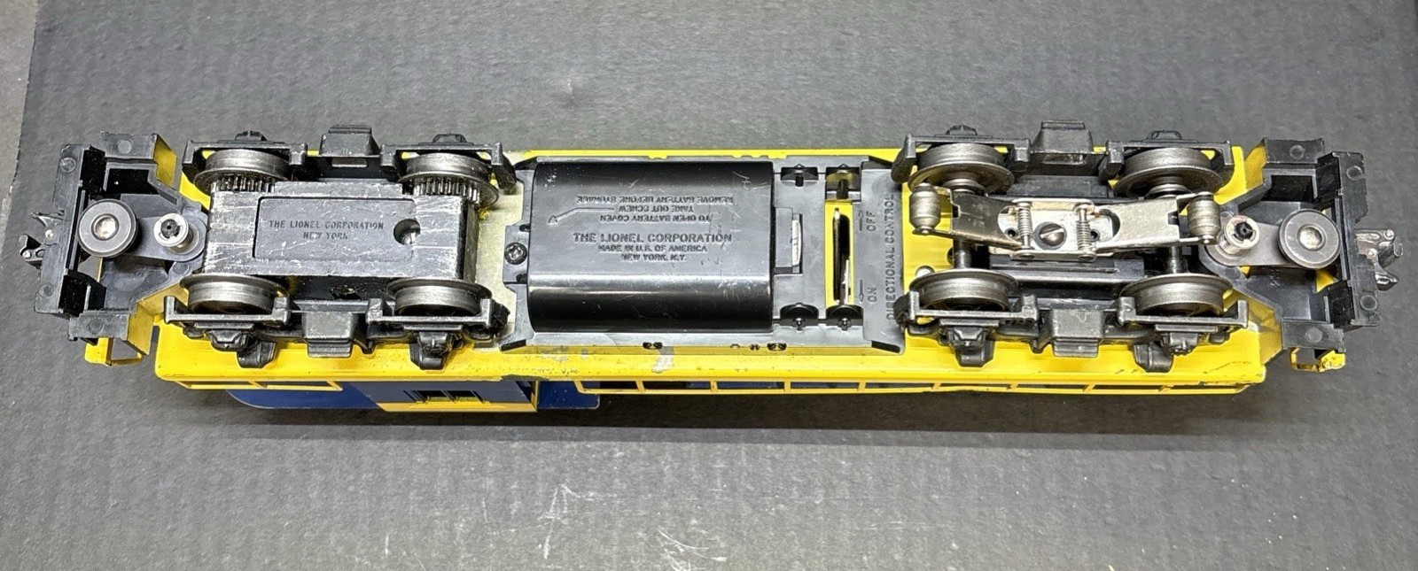 1958 Vintage Lionel Trains The Virginian E-33 O-Gauge Locomotive 2329 Metal Body