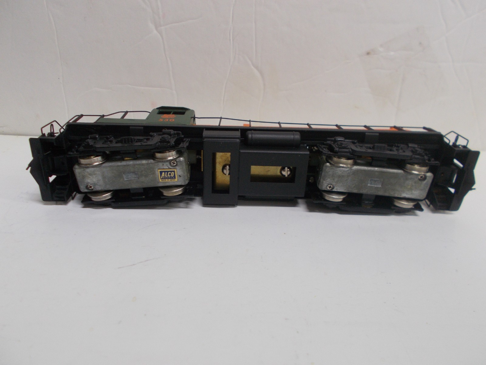 ALCO # D-123 ~BRASS~ NEW HAVEN RS-3 LOCOMOTIVE # 530 ~RUNS GOOD~READ~HO SCALE