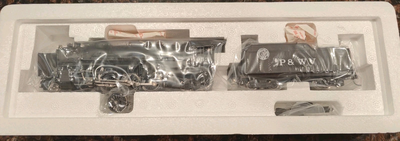 Broadway Limited USRA Heavy Mikado 2-8-2 P&WV #1053 HO Scale