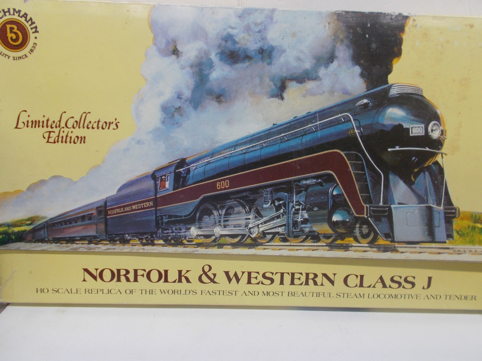 BACHMANN ~ NORFOLK & WESTERN CLASS J 4-8-4 LOCOMOTIVE & TENDER ~HO SCALE