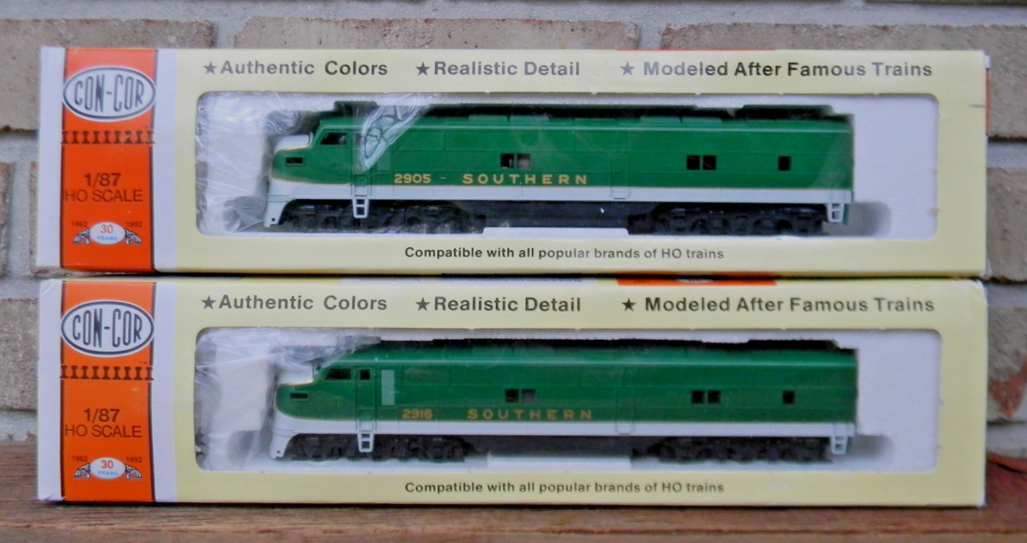 Lot of (2) Con-Cor HO Southern Railway EMD E-7A / E7 Locomotives