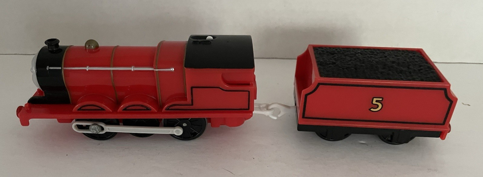 Thomas the Train, “James” & “#5 Tender” Coal Car, Battery Operated Engine