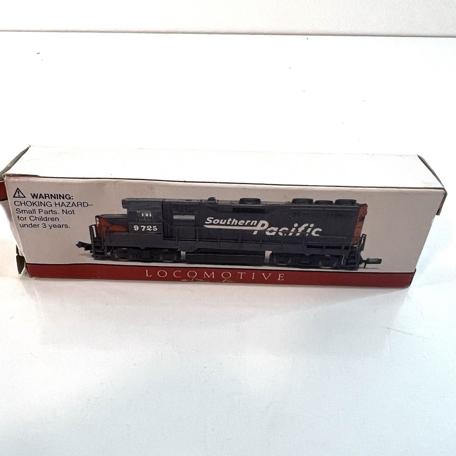 Southern Pacific Locomotive No. 9725 By High Speed Metal Products NIB