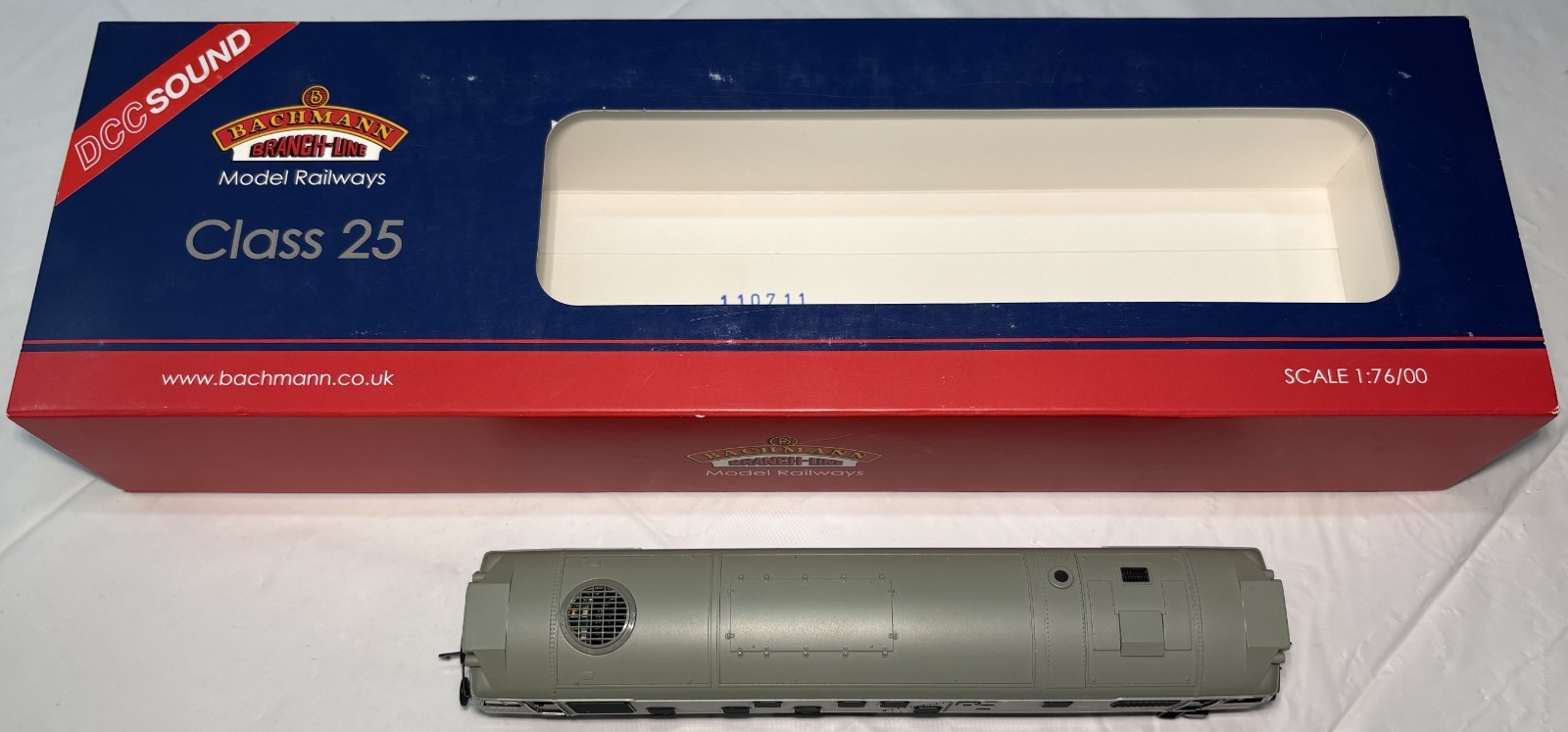Bachman Branch Line 32-330DS British Rail Class 25/1 D5183 British Railways OO