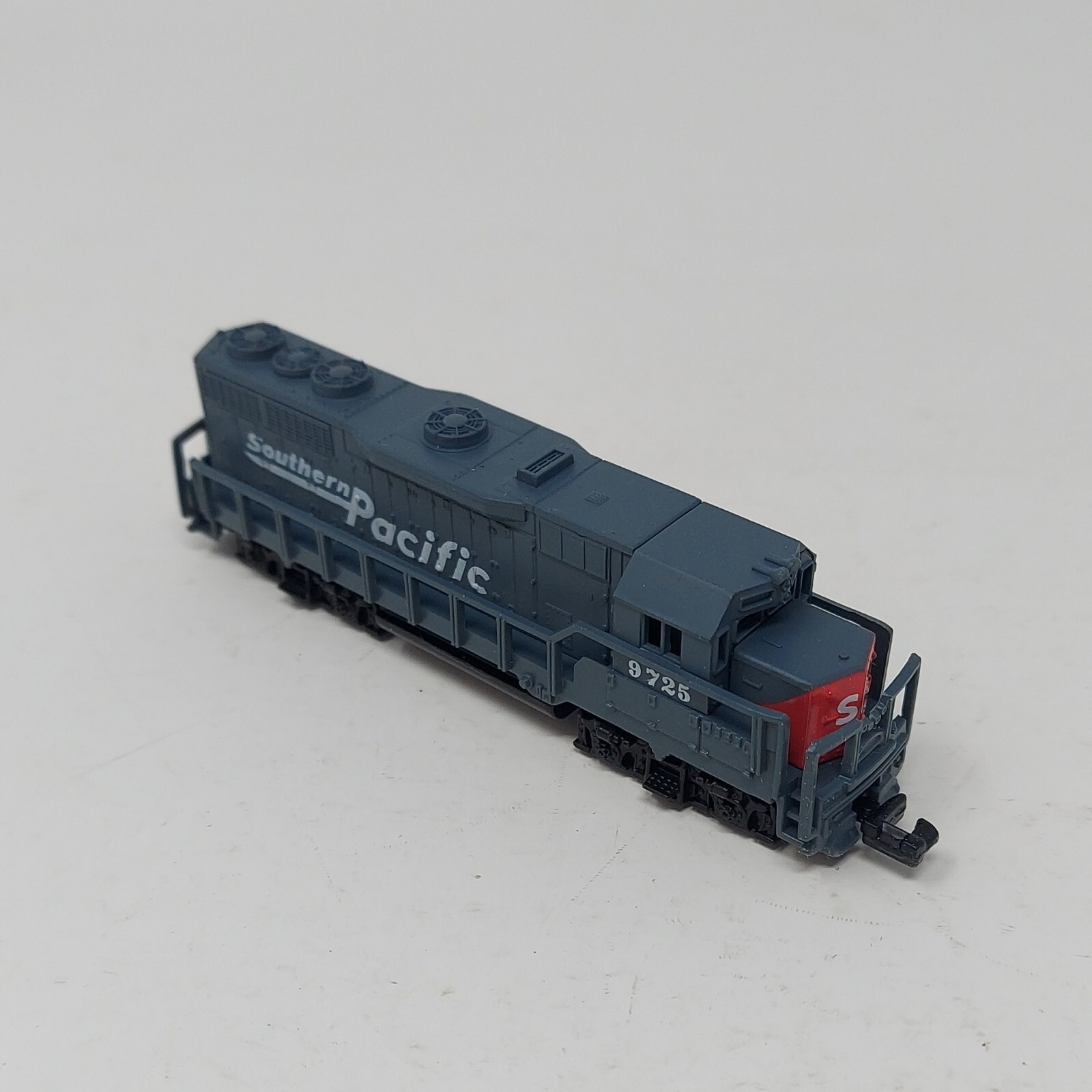 Southern Pacific Locomotive 9725, High Speed #418 UNTESTED