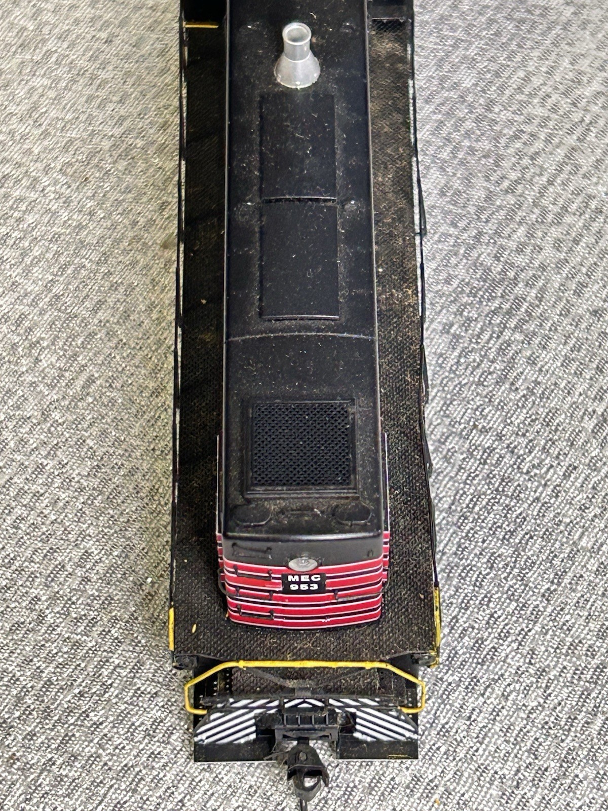 Life Like H.O. ALCO S-2 MAINE CENTRAL #953 BLACK,RED STRIPES