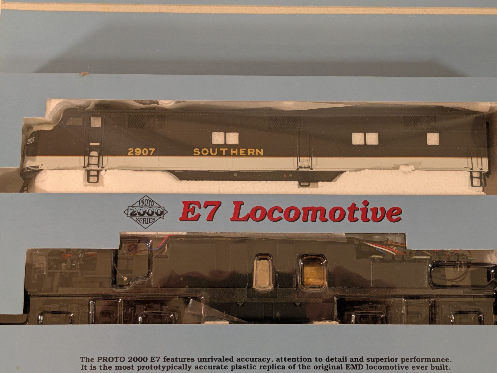 HO EMD E7 Southern #2907 DCC Ready NIB NOS # 23074